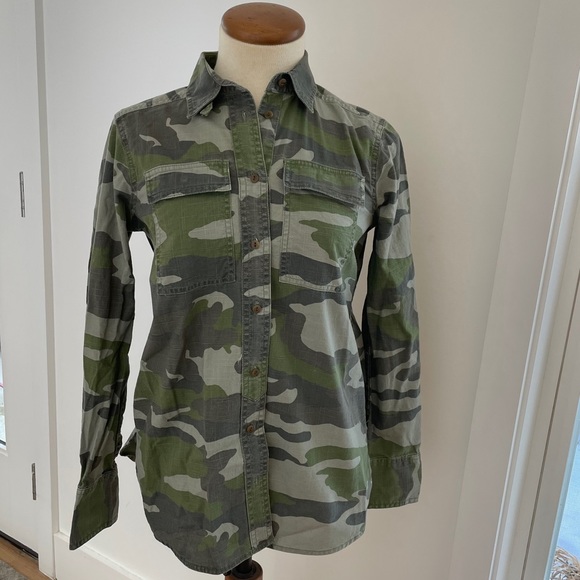 J Crew Camo Women Shirt (00) - Picture 8 of 9